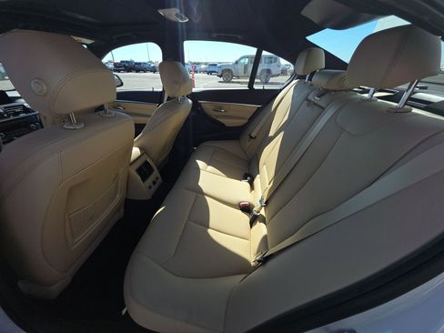 Used 2017 BMW 340i xDrive Sedan image 7