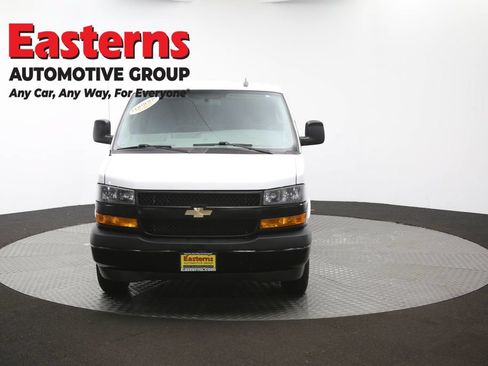 Used 2021 Chevrolet Express 2500 RWD image 49