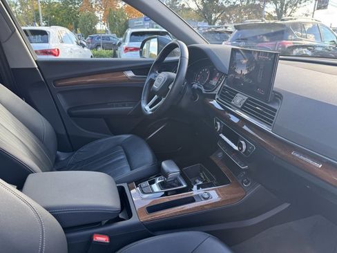 Certified 2022 Audi Q5 2.0T Premium w/ Convenience Package image 26