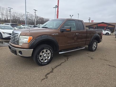 Used 2012 Ford F150 XLT w/ XLT Chrome Pkg image 3