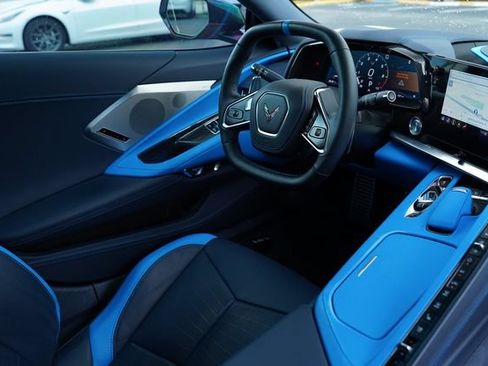 Used 2020 Chevrolet Corvette Stingray Premium Cpe w/ 3LT Preferred Equipment Group RWD image 17
