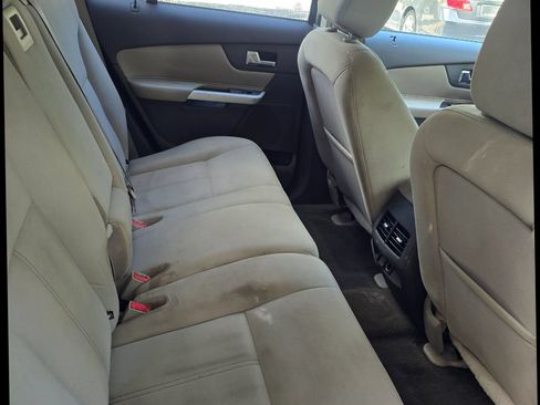 Used 2013 Ford Edge SE FWD image 7
