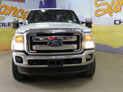 Used 2016 Ford F250 Lariat w/ Lariat Ultimate Package AWD/4WD image 3