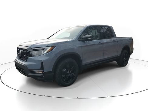 New 2026 Honda Ridgeline Black Edition image 3