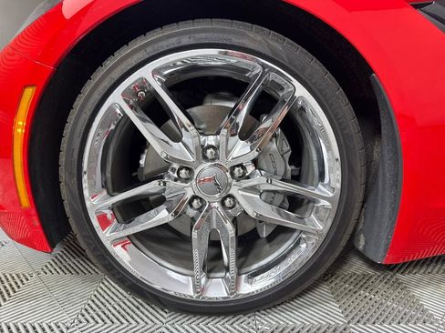 Used 2019 Chevrolet Corvette Stingray Convertible w/ 3LT Preferred Equipment Group image 18