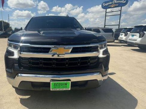 Used 2023 Chevrolet Silverado 1500 LT RWD image 3