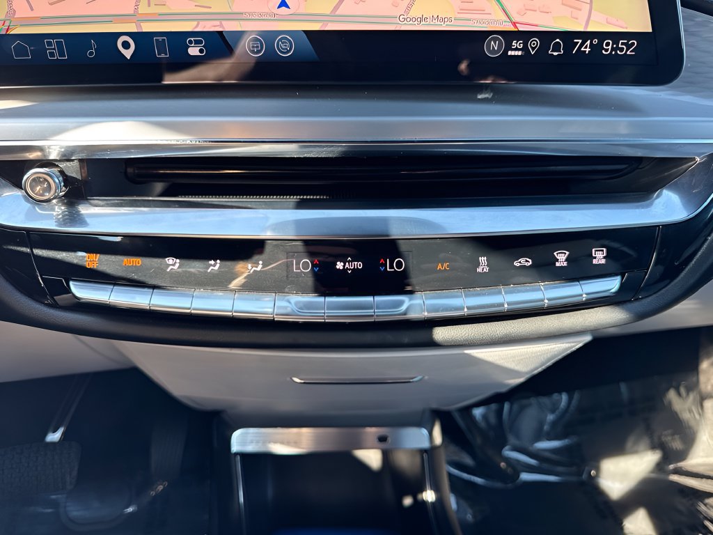 Used 2024 Cadillac Lyriq Sport AWD/4WD image 21
