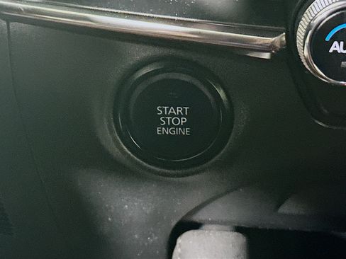 Used 2021 MAZDA MAZDA3 s FWD image 20