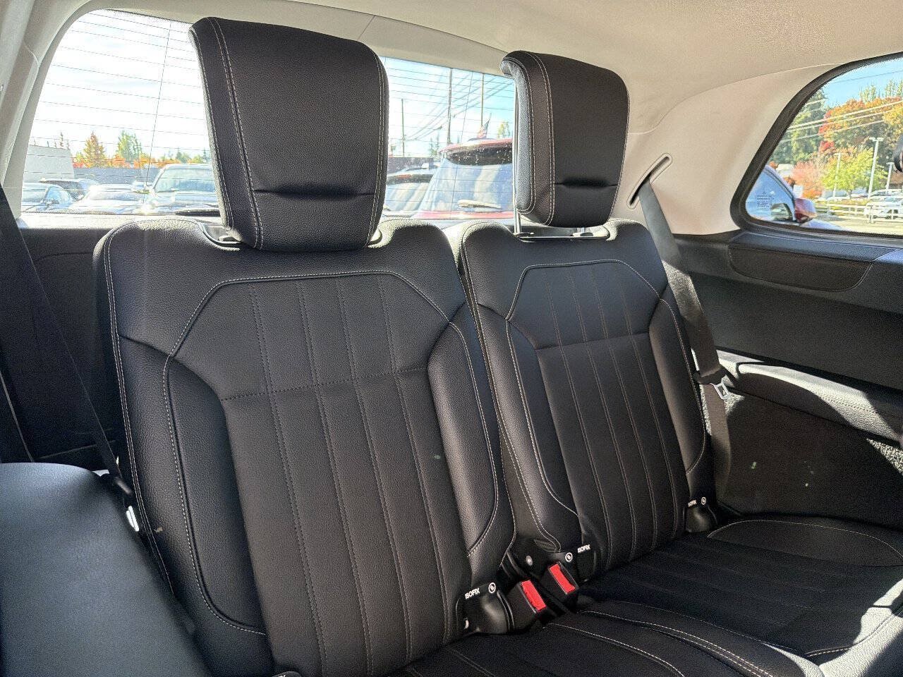 Used 2015 Mercedes-Benz GL 450 4MATIC image 24
