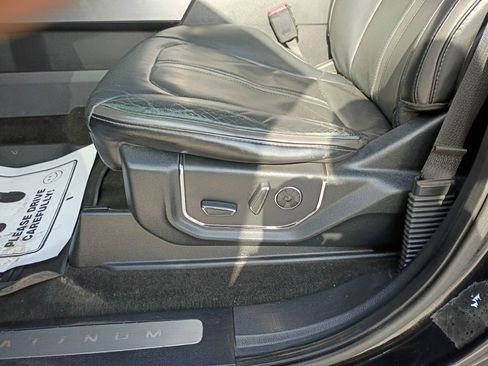 Used 2017 Ford F250 Platinum w/ FX4 Off-Road Package image 14