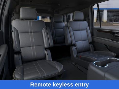New 2026 Chevrolet Suburban High Country image 18