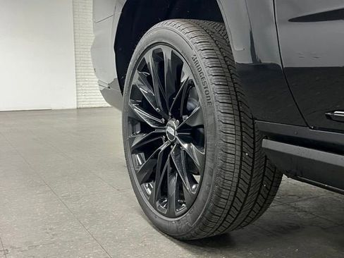 New 2025 Cadillac Escalade ESV Sport Platinum w/ LPO, ONYX Package image 13