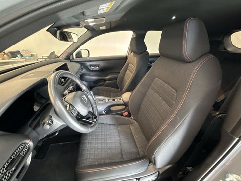 Used 2023 Honda HR-V Sport image 13