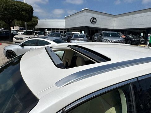 Used 2022 Lexus RX 350L FWD w/ Premium Package image 10