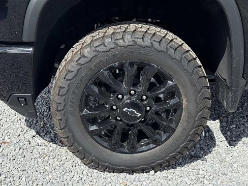 New 2026 Chevrolet Silverado 2500 LT w/ Trail Boss Package AWD/4WD image 4