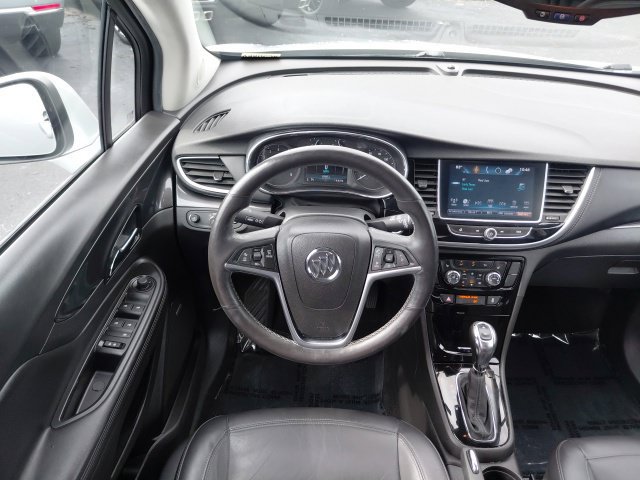 Used 2018 Buick Encore Premium w/ Experience Buick Package FWD image 18