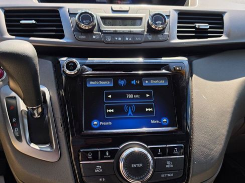 Used 2016 Honda Odyssey EX-L image 6