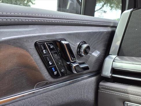 New 2026 Cadillac Escalade IQ Luxury 1 image 20