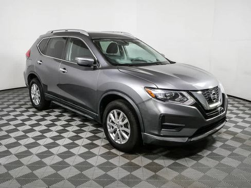 Used 2017 Nissan Rogue SV AWD/4WD image 1