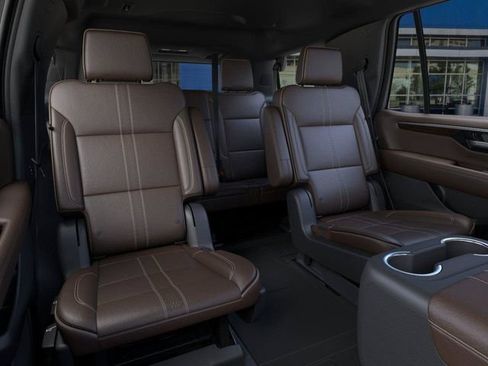 New 2026 Chevrolet Tahoe High Country w/ Sun And Tow Package AWD/4WD image 17