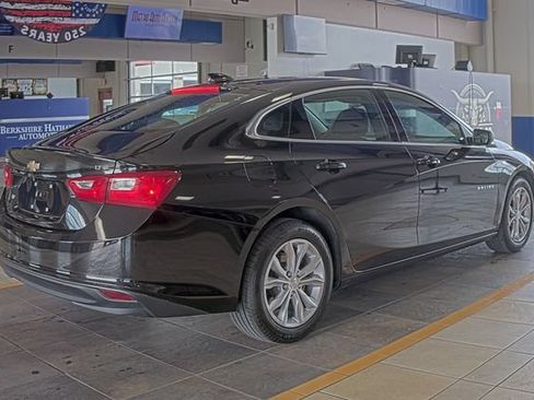 Used 2023 Chevrolet Malibu LT FWD image 3