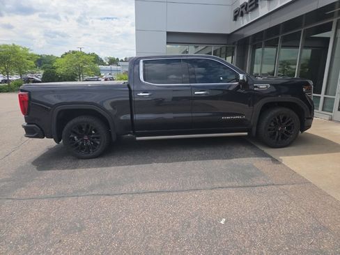 Used 2022 GMC Sierra 1500 Denali AWD/4WD image 17