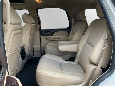 Used 2012 GMC Yukon Denali AWD/4WD image 13