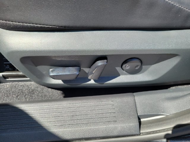 Certified 2026 Nissan Rogue Dark Armor AWD/4WD image 24
