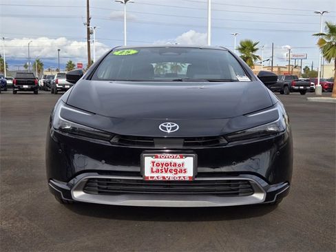 Certified 2025 Toyota Prius Limited image 7