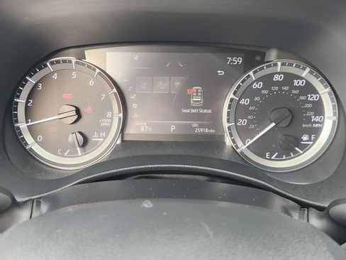 Used 2023 Toyota Highlander XSE FWD image 15