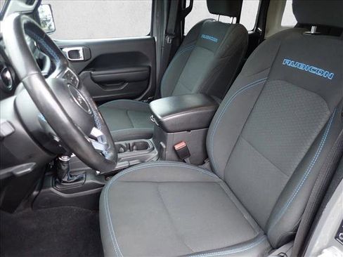 Used 2023 Jeep Wrangler Unlimited Rubicon 4xe w/ Cold Weather Group AWD/4WD image 7