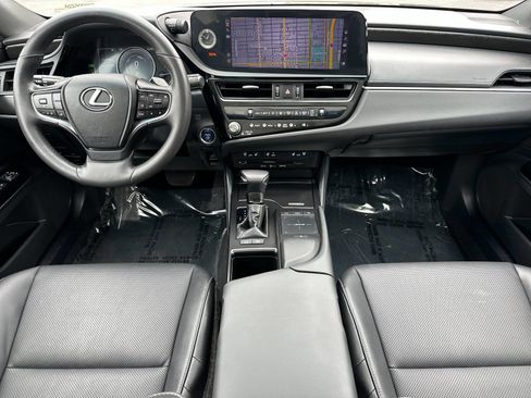 Used 2022 Lexus ES 300h w/ Premium Package FWD image 15