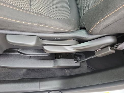 Used 2019 Chevrolet Traverse LS image 24