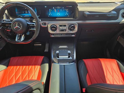 Used 2025 Mercedes-Benz G 63 AMG 4MATIC image 21