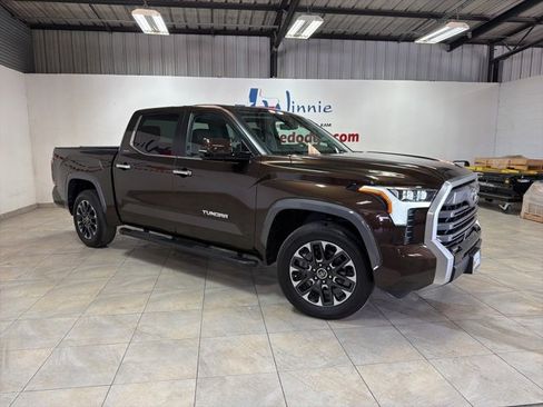 Used 2024 Toyota Tundra Limited image 2