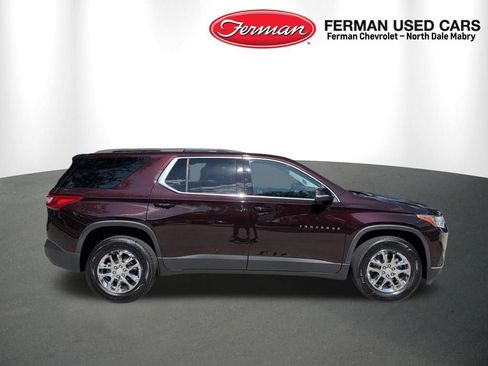 Used 2021 Chevrolet Traverse LT AWD/4WD image 9