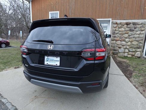 Certified 2023 Honda Pilot EX-L image 7