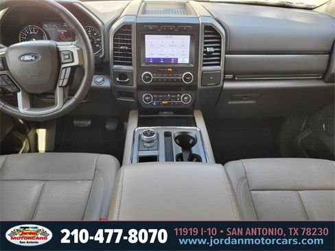 Used 2021 Ford Expedition XLT image 14