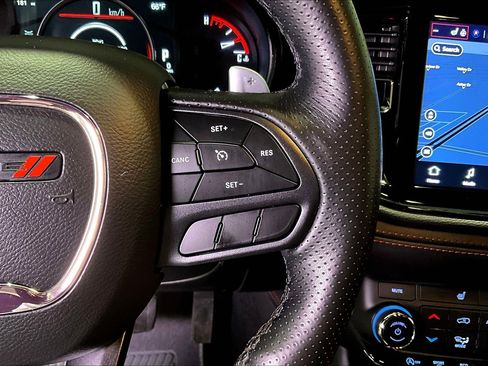 Used 2025 Dodge Durango GT AWD/4WD image 12
