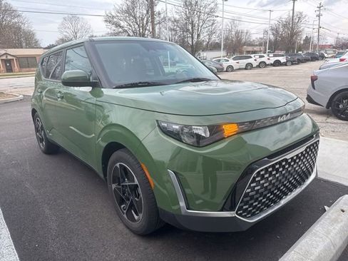 Certified 2023 Kia Soul EX image 2