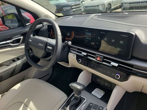 New 2026 Kia Sportage EX image 8