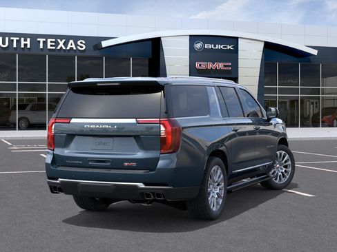 New 2026 GMC Yukon XL Denali w/ Denali Reserve Package RWD image 4