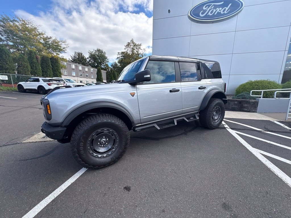 Used 2024 Ford Bronco Badlands AWD/4WD image 5