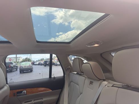 Used 2011 Lincoln MKX AWD w/ 102A Rapid Spec Order Code image 23