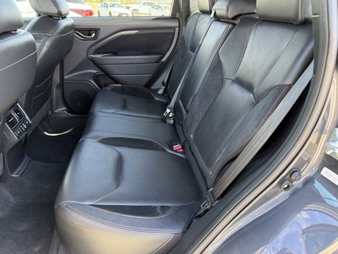 Used 2025 Subaru Forester Touring AWD/4WD image 31