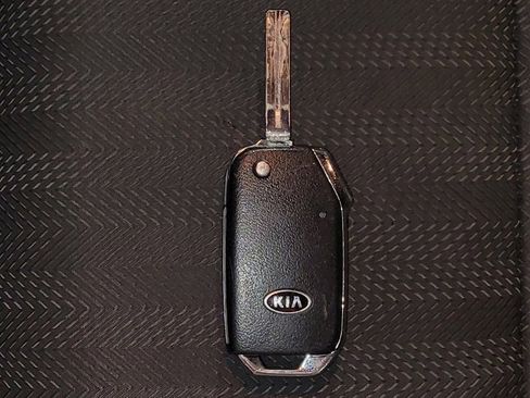 Used 2021 Kia Sportage LX FWD image 32