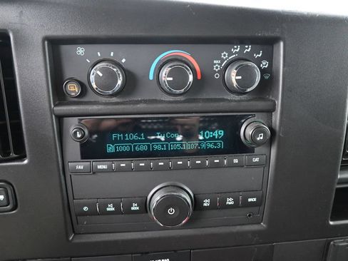 Used 2024 Chevrolet Express 2500 w/ Driver Convenience Package RWD image 18