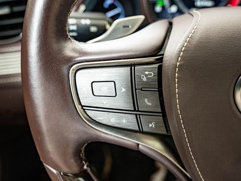 Used 2018 Lexus LS 500 AWD w/ Interior Upgrade Package image 26