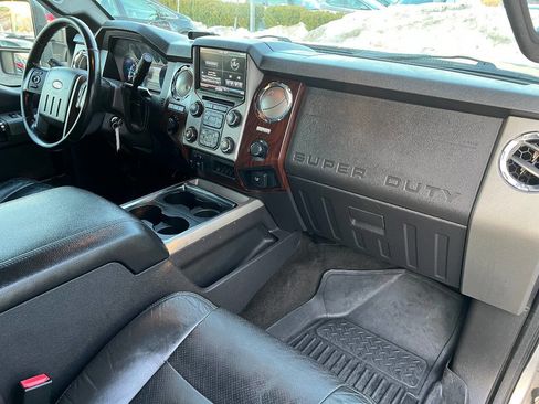 Used 2014 Ford F350 Lariat w/ Lariat Interior Package image 28