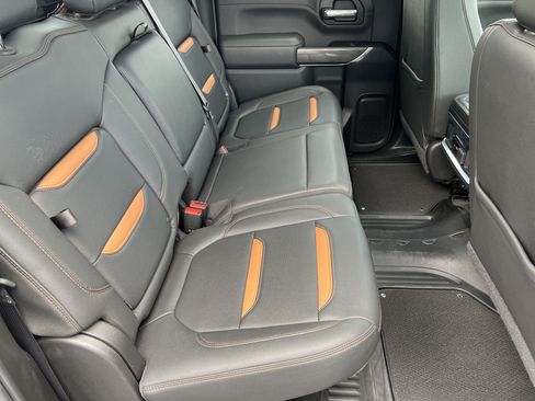 Used 2022 GMC Sierra 1500 AT4 w/ AT4 Preferred Package AWD/4WD image 15